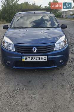 Хэтчбек Renault Sandero 2010 в Запорожье