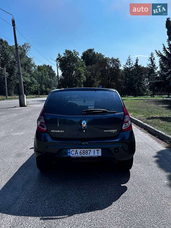 Хэтчбек Renault Sandero 2009 в Черкассах фото 4 Хэтчбек Renault Sandero 2009 в Черкассах