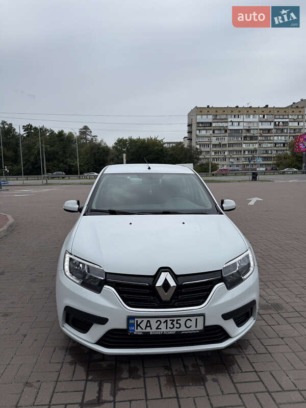 Renault Sandero 2021