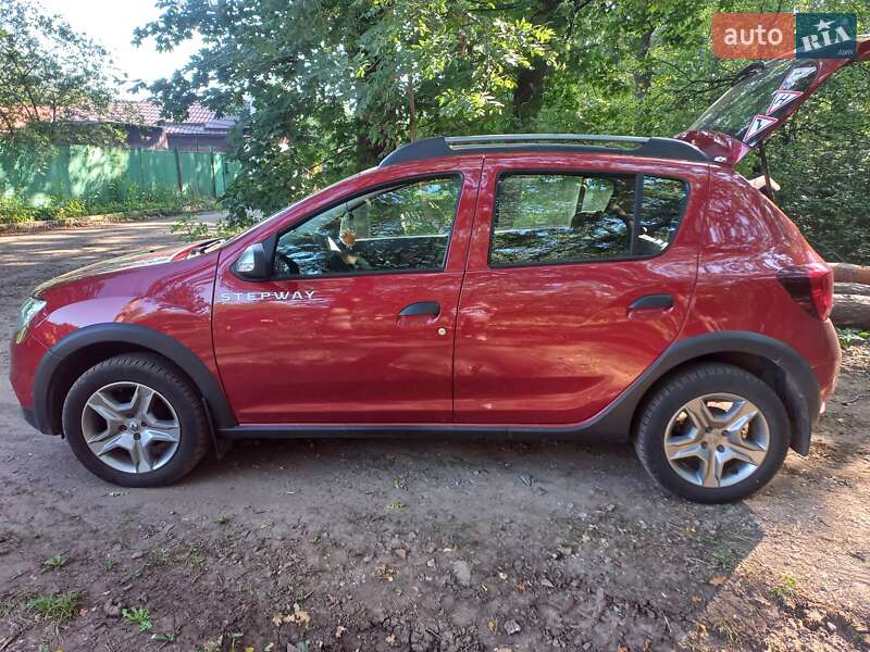 Хэтчбек Renault Sandero 2020 в Харькове