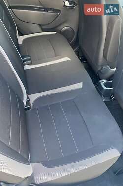 Хэтчбек Renault Sandero 2021 в 