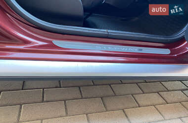 Хэтчбек Renault Sandero 2012 в 