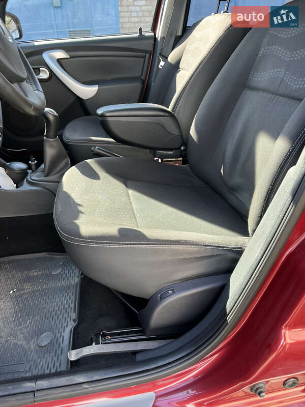 Хетчбек Renault Sandero 2011 в Миколаєві