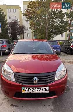 Хэтчбек Renault Sandero 2011 в Запорожье