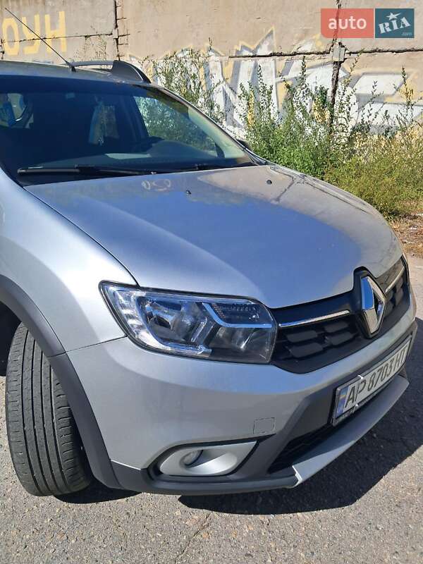 Хэтчбек Renault Sandero 2020 в Запорожье