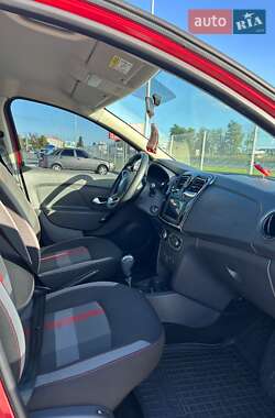 Хетчбек Renault Sandero 2019 в  фото 11 Хетчбек Renault Sandero 2019 в