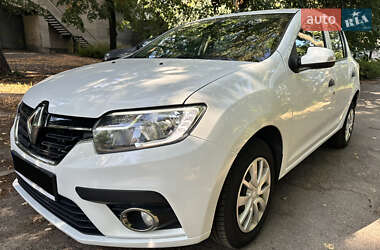 Хэтчбек Renault Sandero 2019 в Киеве