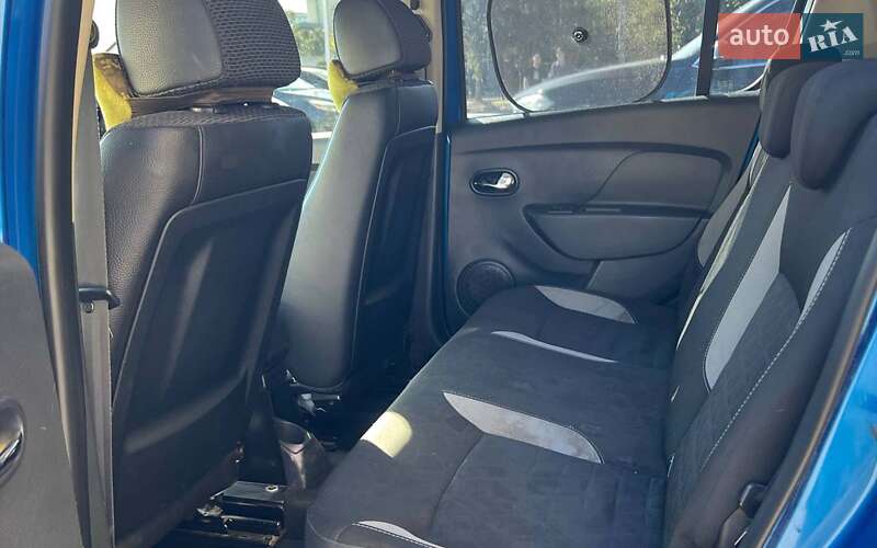 Хэтчбек Renault Sandero 2014 в Ивано-Франковске