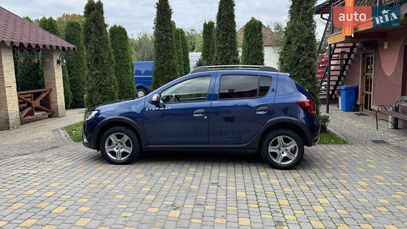 Хэтчбек Renault Sandero 2019 в Сваляве