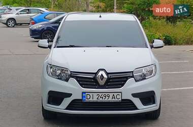 Хэтчбек Renault Sandero 2020 в 