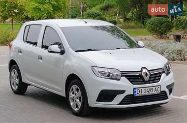 Хэтчбек Renault Sandero 2020 в 