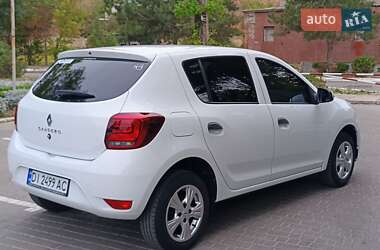Хэтчбек Renault Sandero 2020 в 