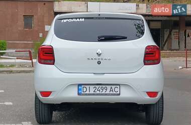 Хэтчбек Renault Sandero 2020 в 
