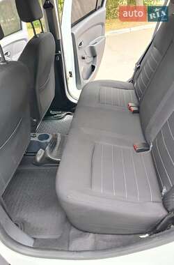 Хэтчбек Renault Sandero 2020 в 
