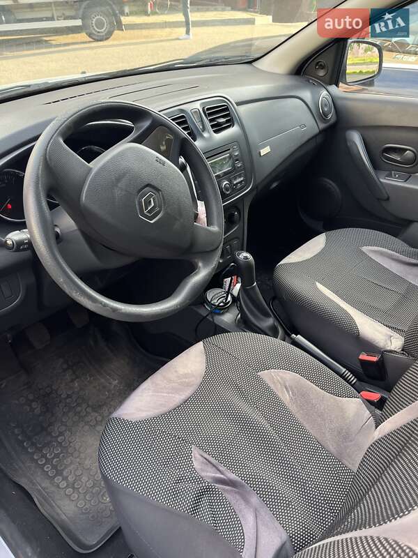 Хэтчбек Renault Sandero 2013 в Луцке фото 4 Хэтчбек Renault Sandero 2013 в Луцке