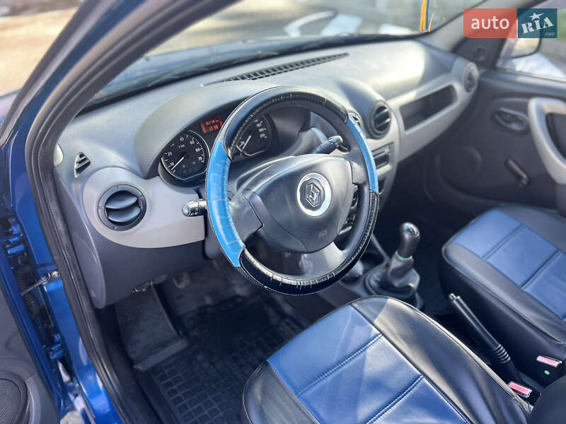 Хетчбек Renault Sandero 2009 в Києві