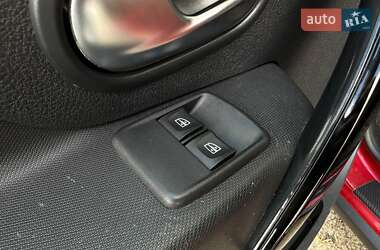 Хэтчбек Renault Sandero 2019 в 