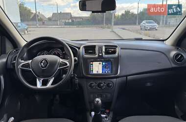 Хэтчбек Renault Sandero 2020 в 