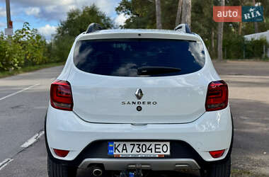Хэтчбек Renault Sandero 2021 в 