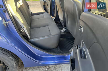 Хэтчбек Renault Sandero 2014 в 