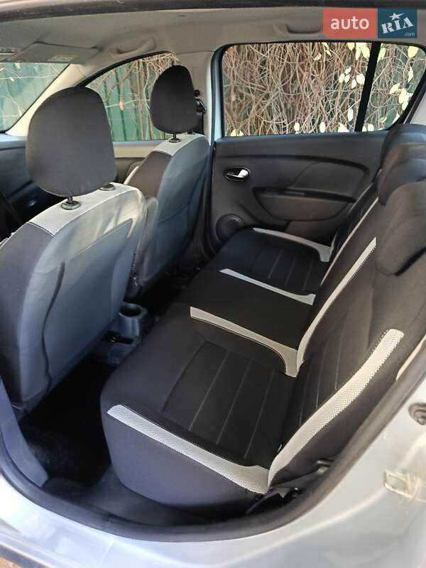 Хэтчбек Renault Sandero 2021 в Гадяче фото 4 Хэтчбек Renault Sandero 2021 в Гадяче