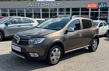 Хетчбек Renault Sandero 2019 в 