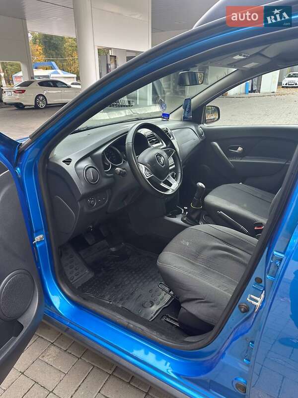 Хетчбек Renault Sandero 2017 в Дніпрі