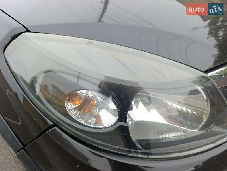 Хэтчбек Renault Sandero 2012 в Мукачево фото 18 Хэтчбек Renault Sandero 2012 в Мукачево