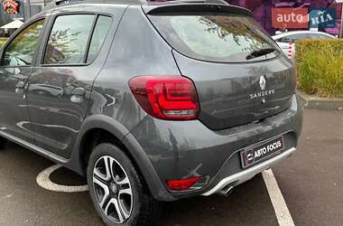 Хэтчбек Renault Sandero 2020 в 