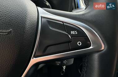 Хэтчбек Renault Sandero 2020 в 