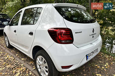 Хетчбек Renault Sandero 2019 в 