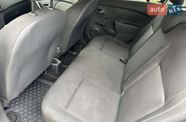 Хетчбек Renault Sandero 2019 в 