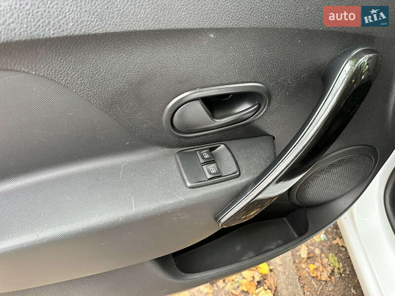 Хэтчбек Renault Sandero 2019 в Киеве