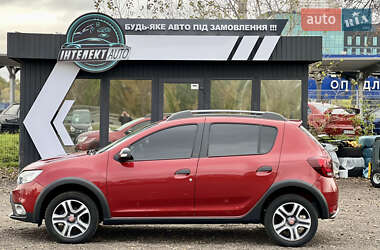 Хэтчбек Renault Sandero 2019 в 