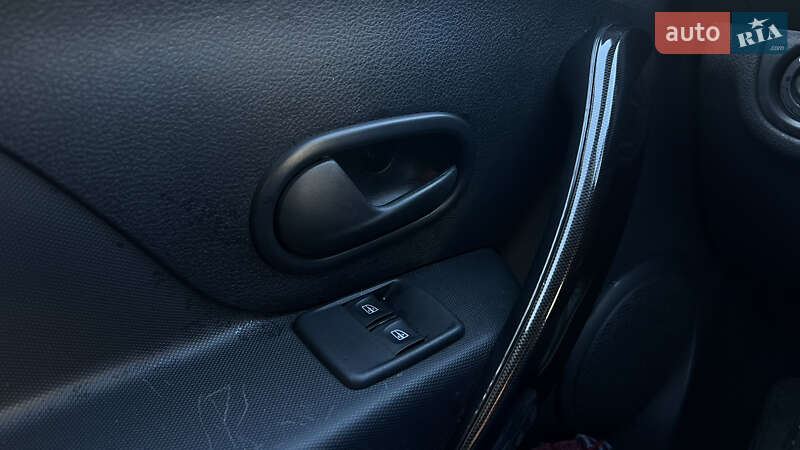 Хэтчбек Renault Sandero 2020 в Львове фото 20 Хэтчбек Renault Sandero 2020 в Львове