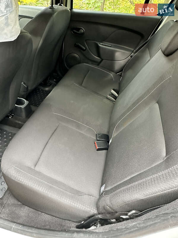 Хэтчбек Renault Sandero 2019 в Киеве фото 8 Хэтчбек Renault Sandero 2019 в Киеве