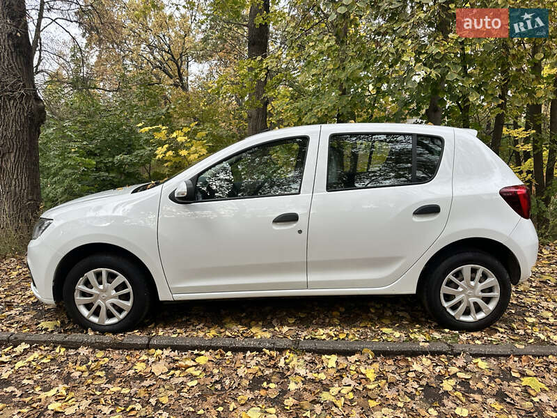 Хэтчбек Renault Sandero 2019 в Киеве фото 5 Хэтчбек Renault Sandero 2019 в Киеве