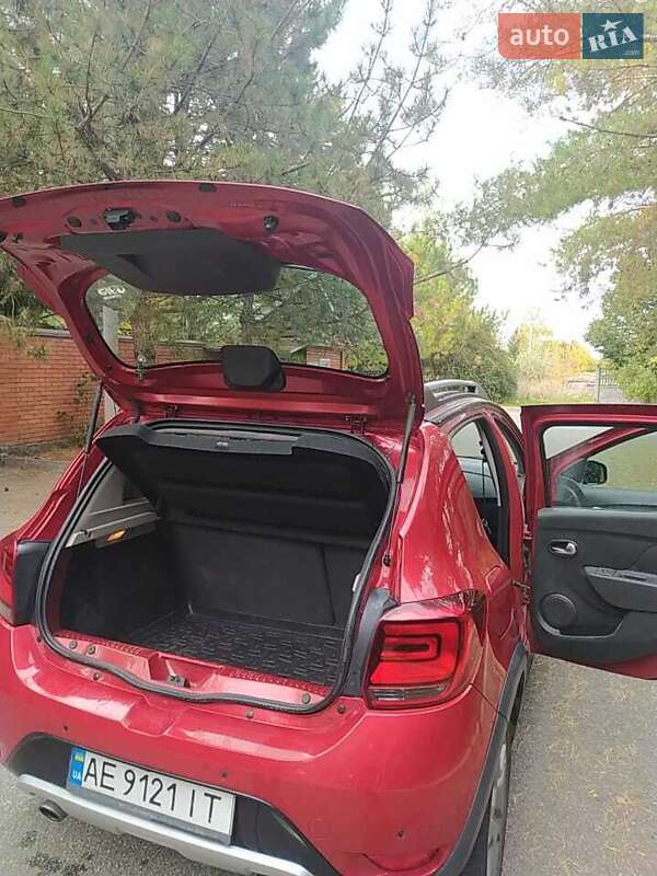 Хэтчбек Renault Sandero 2018 в Днепре фото 6 Хэтчбек Renault Sandero 2018 в Днепре