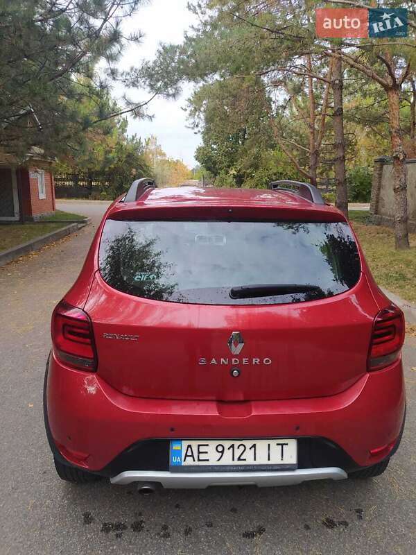 Хэтчбек Renault Sandero 2018 в Днепре фото 5 Хэтчбек Renault Sandero 2018 в Днепре