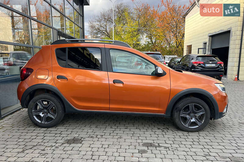 Хетчбек Renault Sandero 2017 в Івано-Франківську фото 8 Хетчбек Renault Sandero 2017 в Івано-Франківську