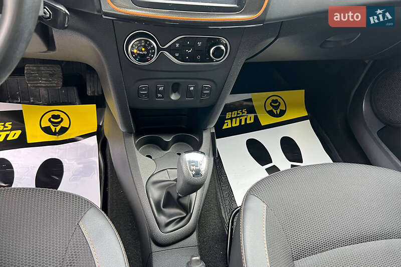 Хетчбек Renault Sandero 2017 в Івано-Франківську фото 14 Хетчбек Renault Sandero 2017 в Івано-Франківську