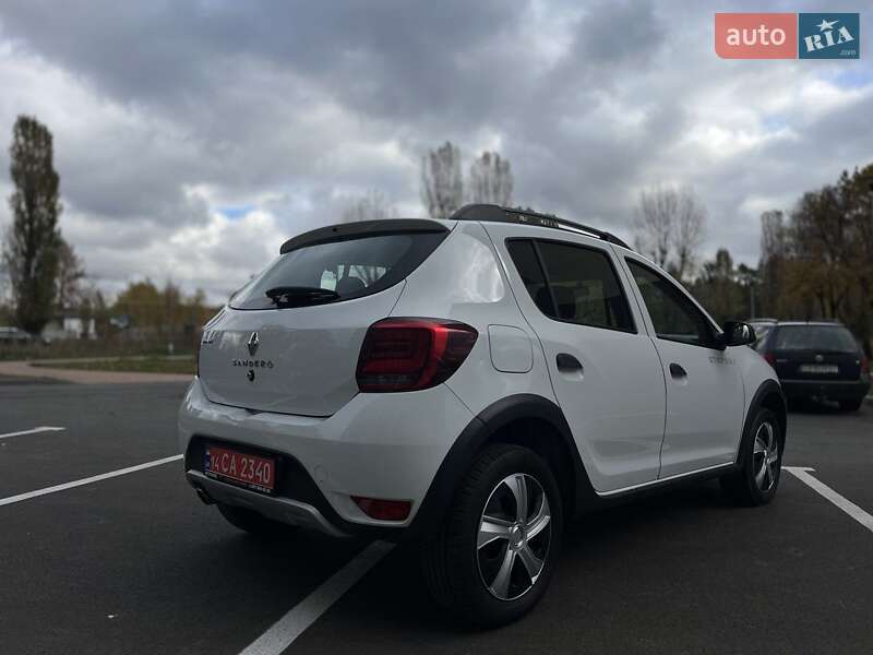 Хэтчбек Renault Sandero 2018 в Чернигове