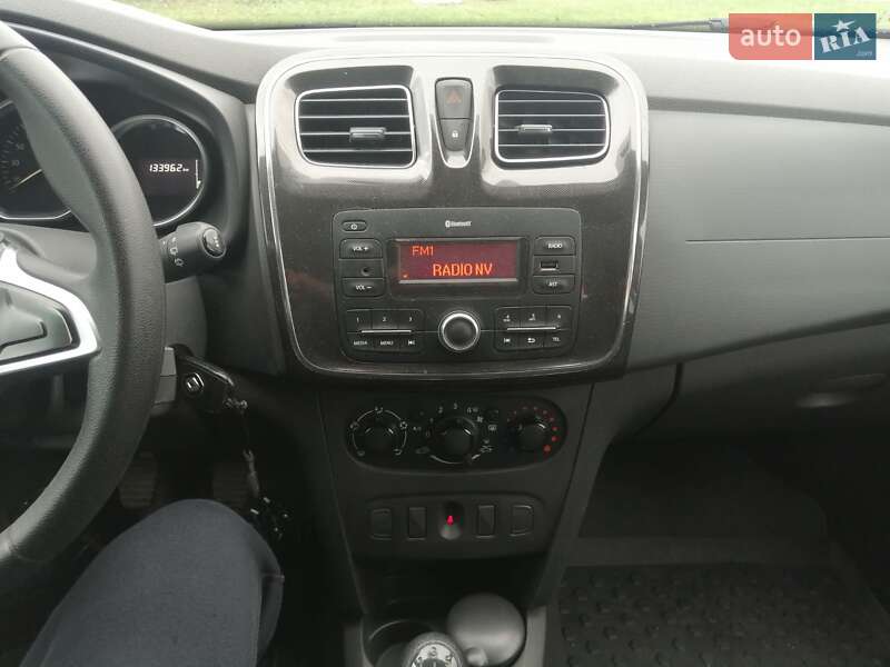 Хэтчбек Renault Sandero 2019 в Киеве