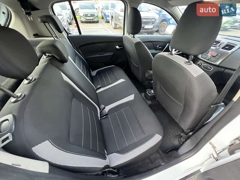 Хэтчбек Renault Sandero 2020 в Киеве