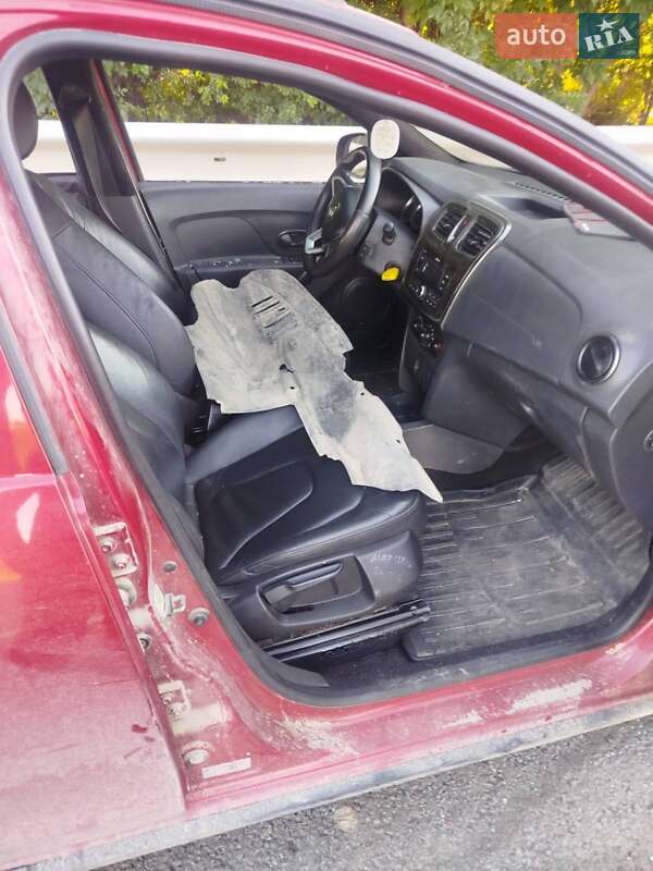 Хэтчбек Renault Sandero 2017 в Львове фото 7 Хэтчбек Renault Sandero 2017 в Львове