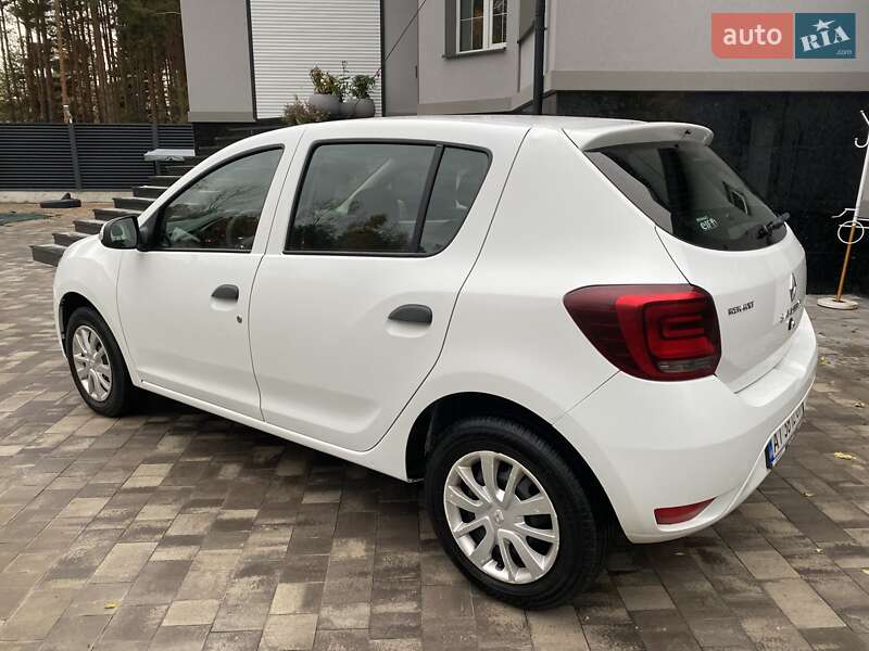 Хэтчбек Renault Sandero 2018 в Броварах