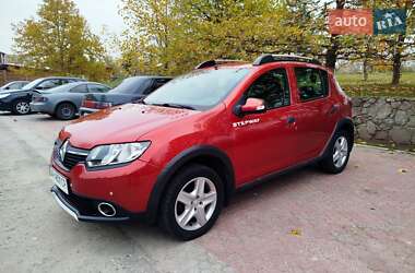 Хэтчбек Renault Sandero 2014 в Запорожье