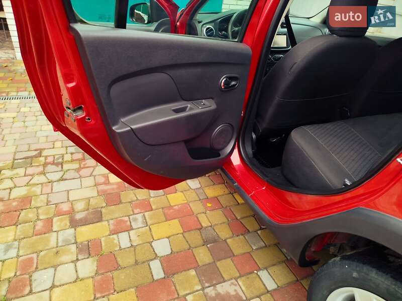 Хэтчбек Renault Sandero 2014 в Запорожье фото 36 Хэтчбек Renault Sandero 2014 в Запорожье