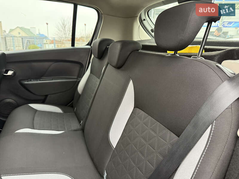 Хэтчбек Renault Sandero 2016 в Хмельницком фото 25 Хэтчбек Renault Sandero 2016 в Хмельницком