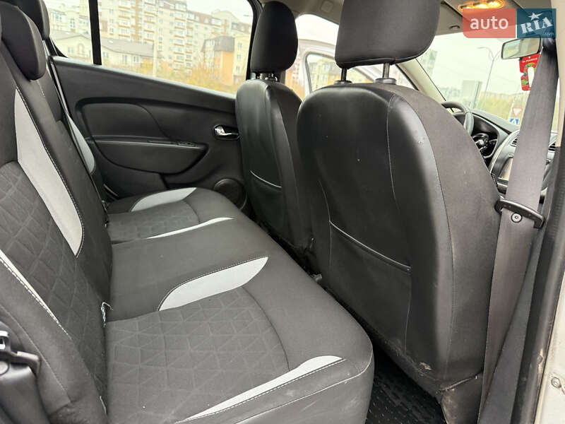 Хэтчбек Renault Sandero 2016 в Хмельницком фото 31 Хэтчбек Renault Sandero 2016 в Хмельницком